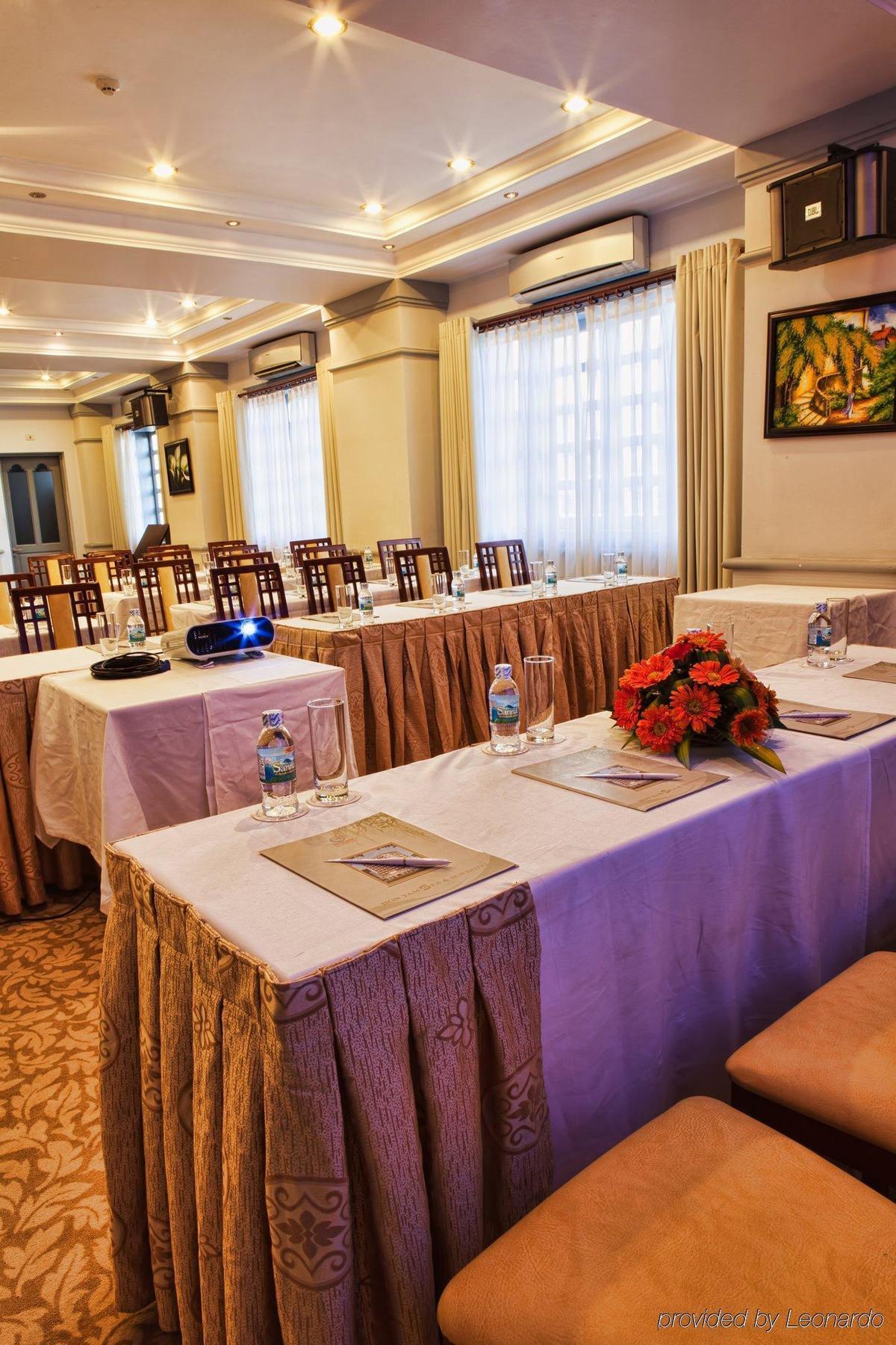 The Sun Hotel 芽庄 外观 照片